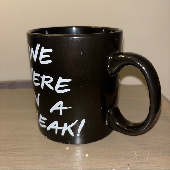 “We Were On A Break” FRIENDS TV SHOW Black Ceramic Mug - Picture 2 of 8